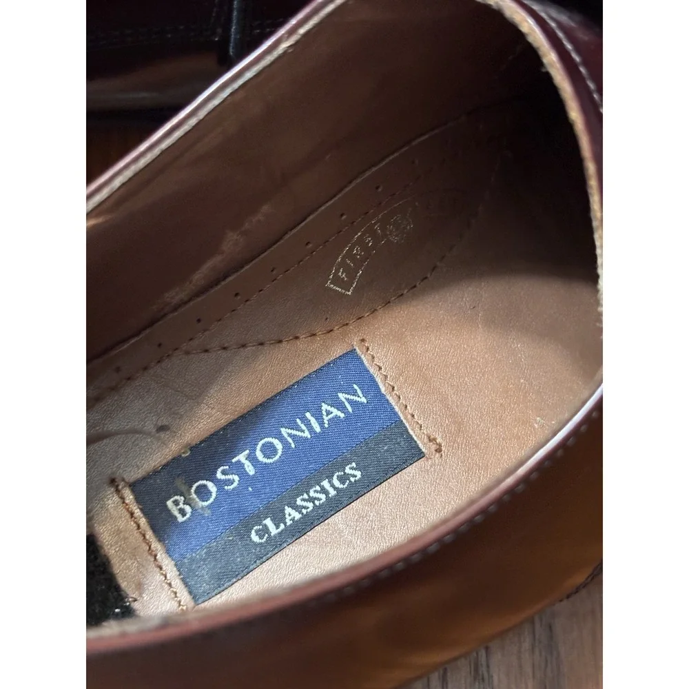 Bostonian Classics Men's 9.5 W Burgundy Leather Apron Toe Derby‎ Dress Shoes